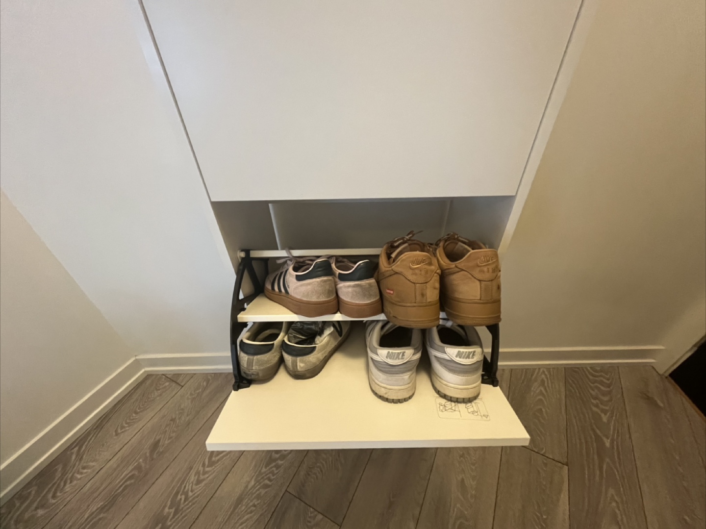 White Shoe Cabinet - photo 4