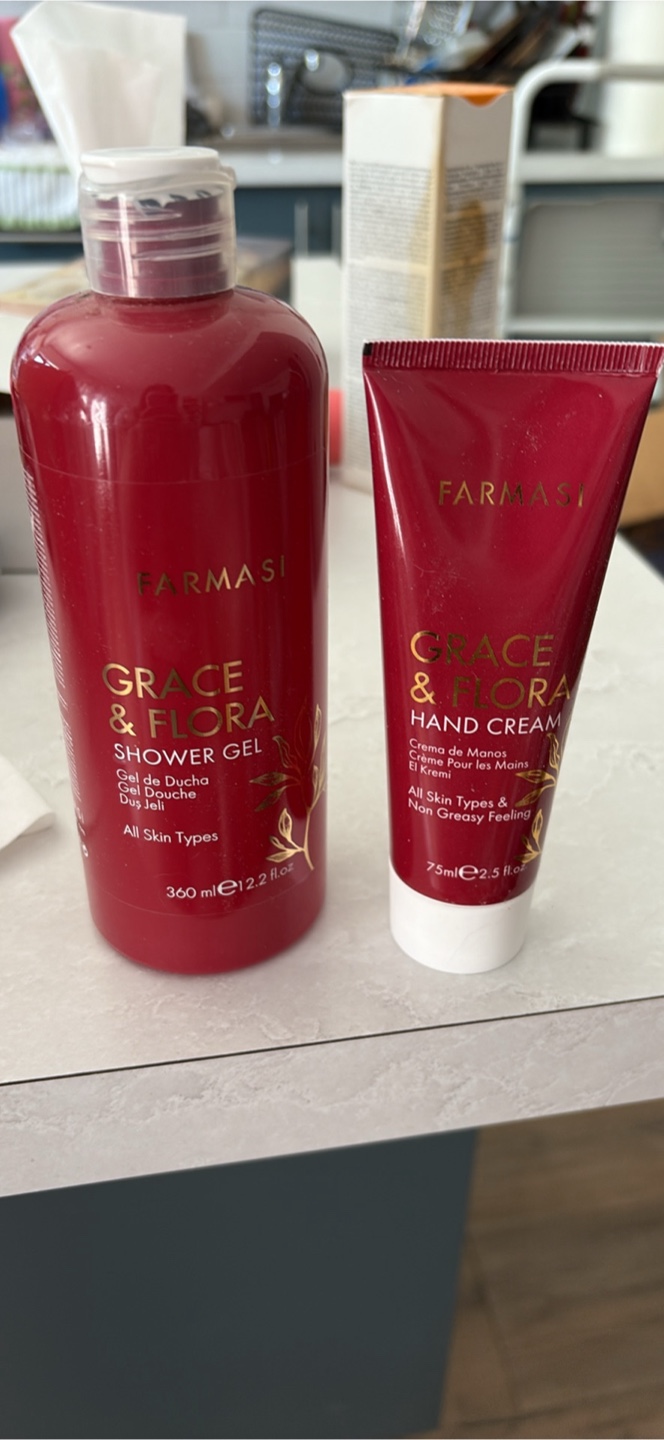 Farmasi Grace & Flora Shower Gel & Hand Cream Set - photo 2