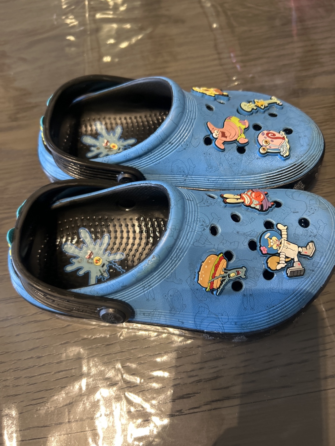 Crocs Spongebob Squarepants Clogs