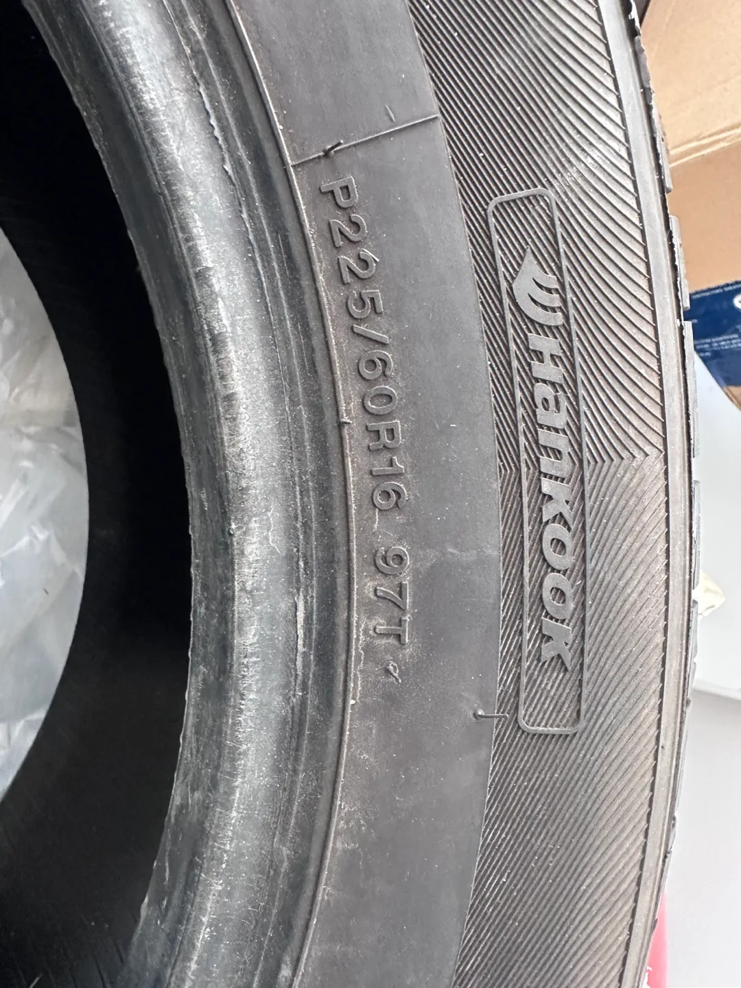 Hankook Optimo H727 Tire - P225/60R16 97T thumbnail