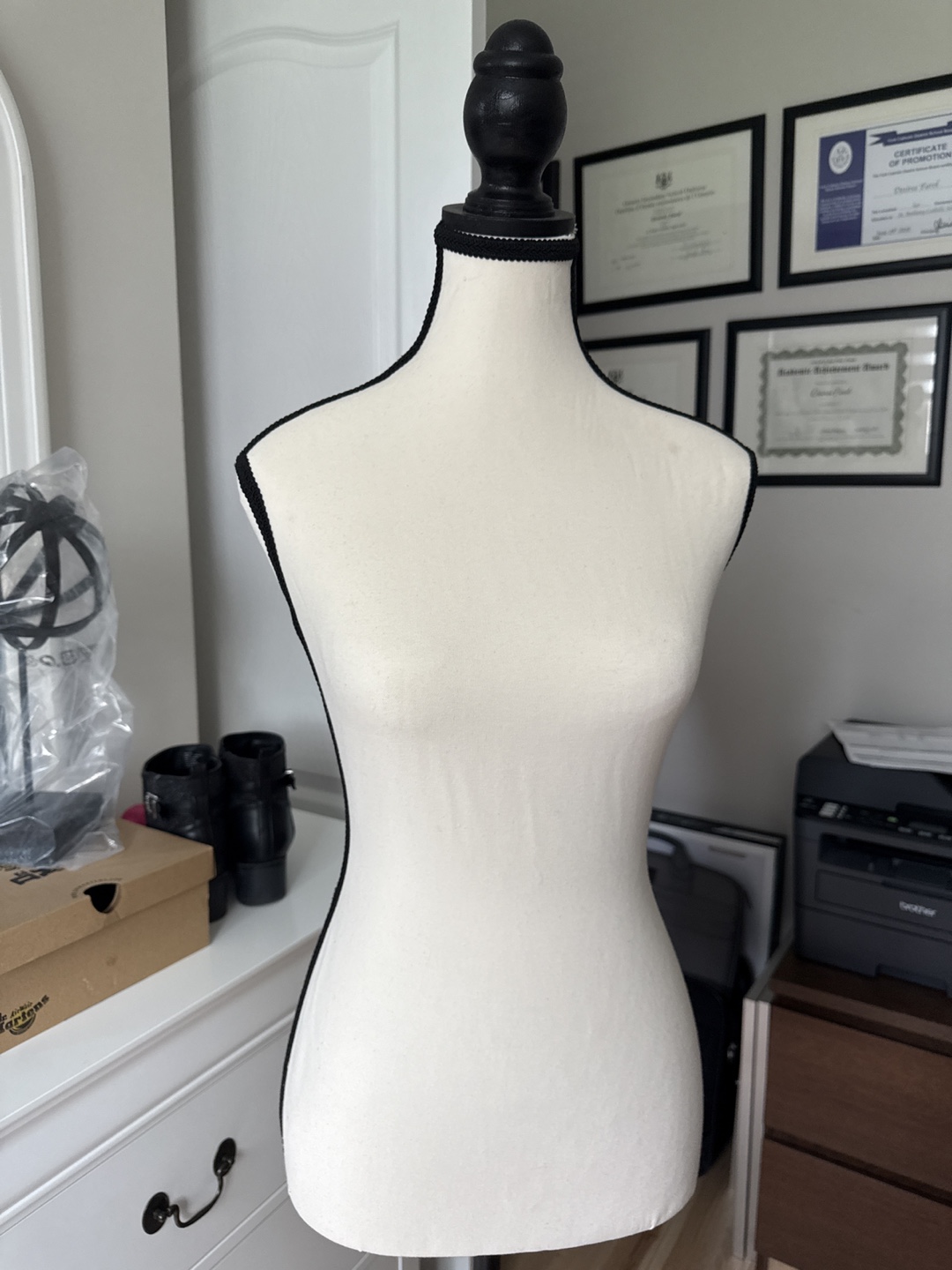 Dress Form Mannequin BNWB - photo 2