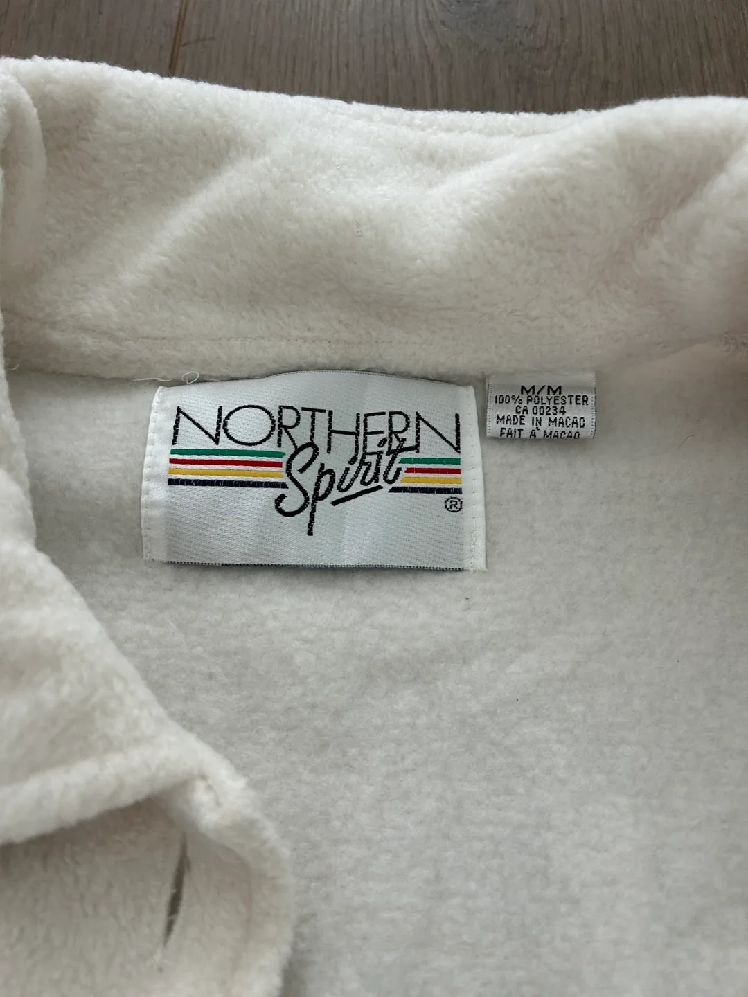 Vintage The Bay Fleece Jacket - Size M image indicator(2)