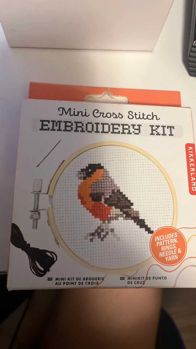 Kikkerland Mini Cross Stitch Embroidery Kit - New thumbnail