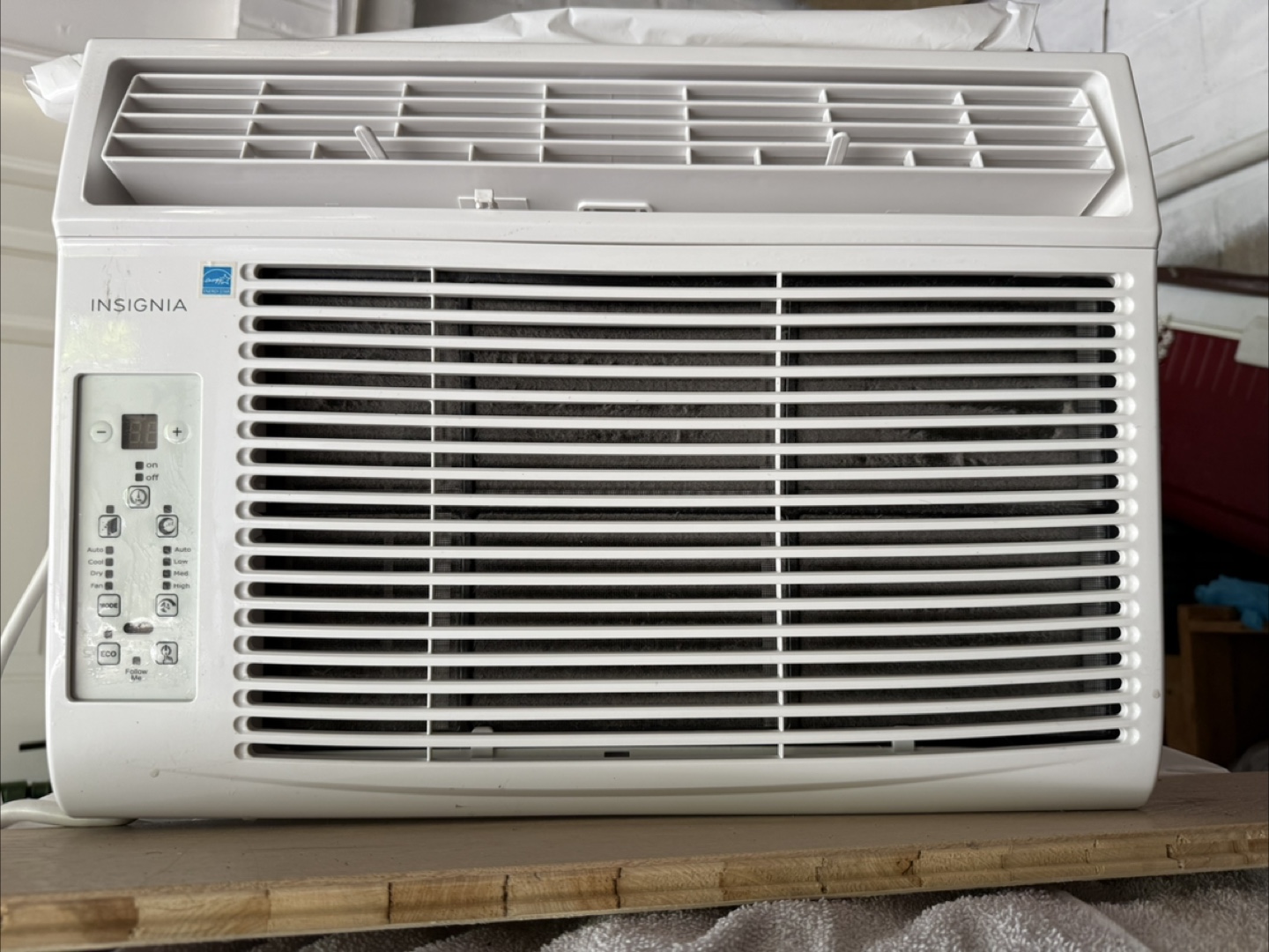 Insignia Air Conditioner (Window)