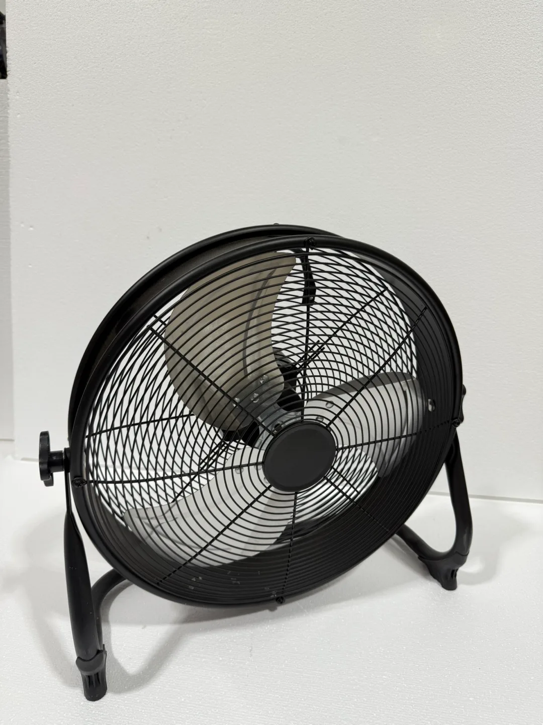 Floor Fan - Model TS-F6410 16 inch thumbnail