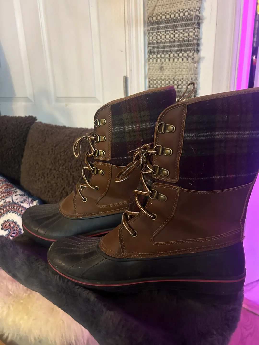 Totes Brown & Plaid Winter Boots - Women's Size 8 thumbnail