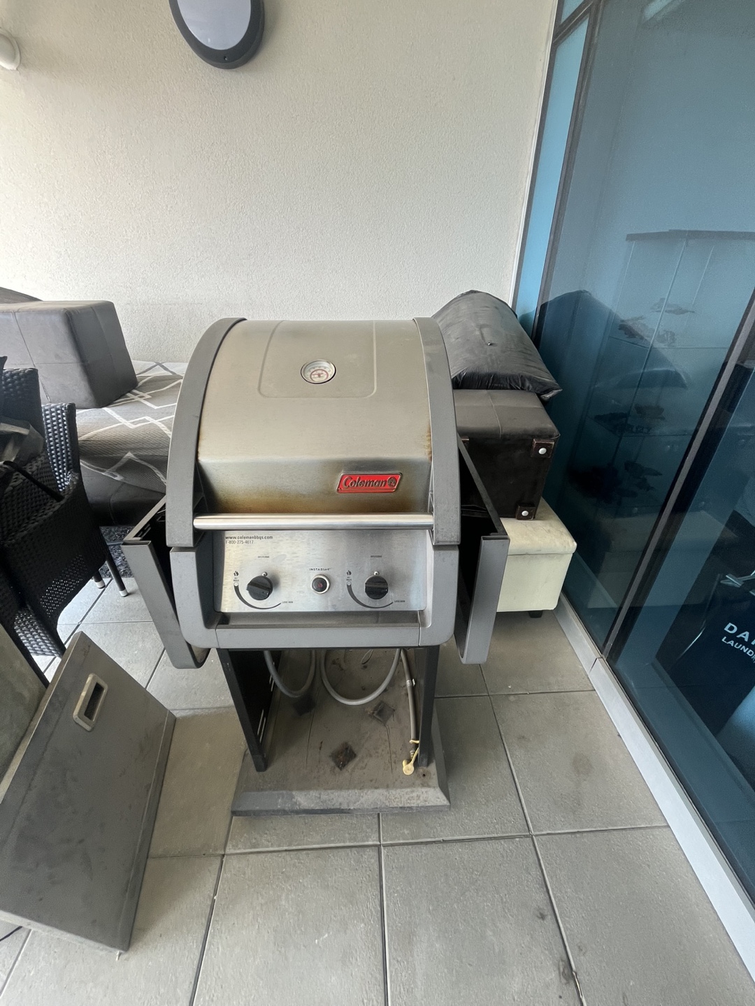 Coleman Grill - photo 2
