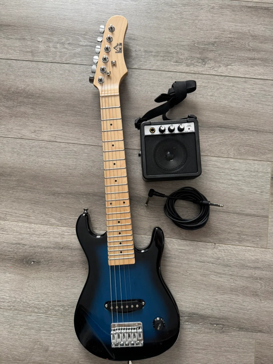 KIDS 30" ELECTRIC GUITAR W/ 5W AMP thumbnail