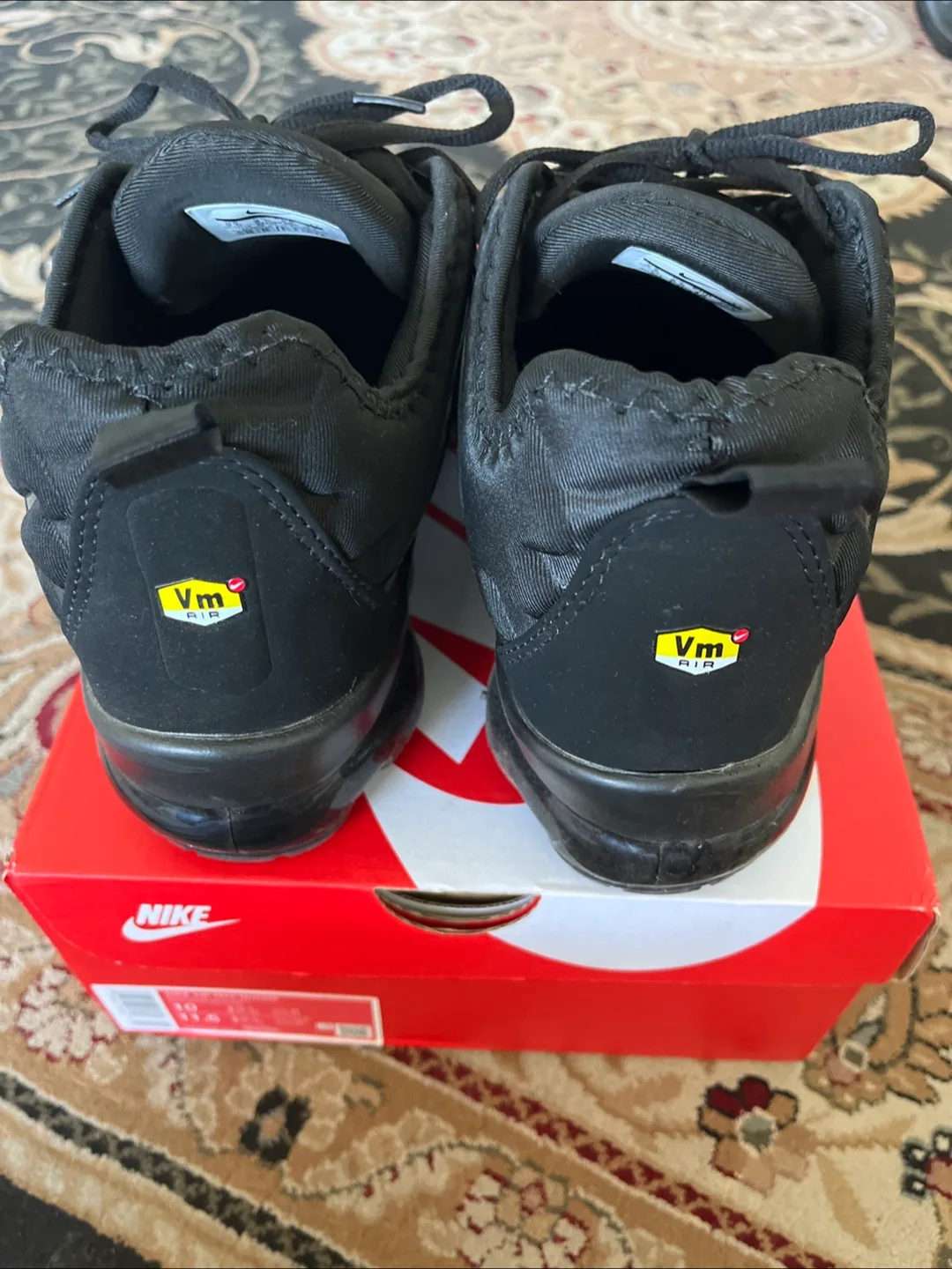 Nike Air Vapor max Black US 8 image indicator(2)