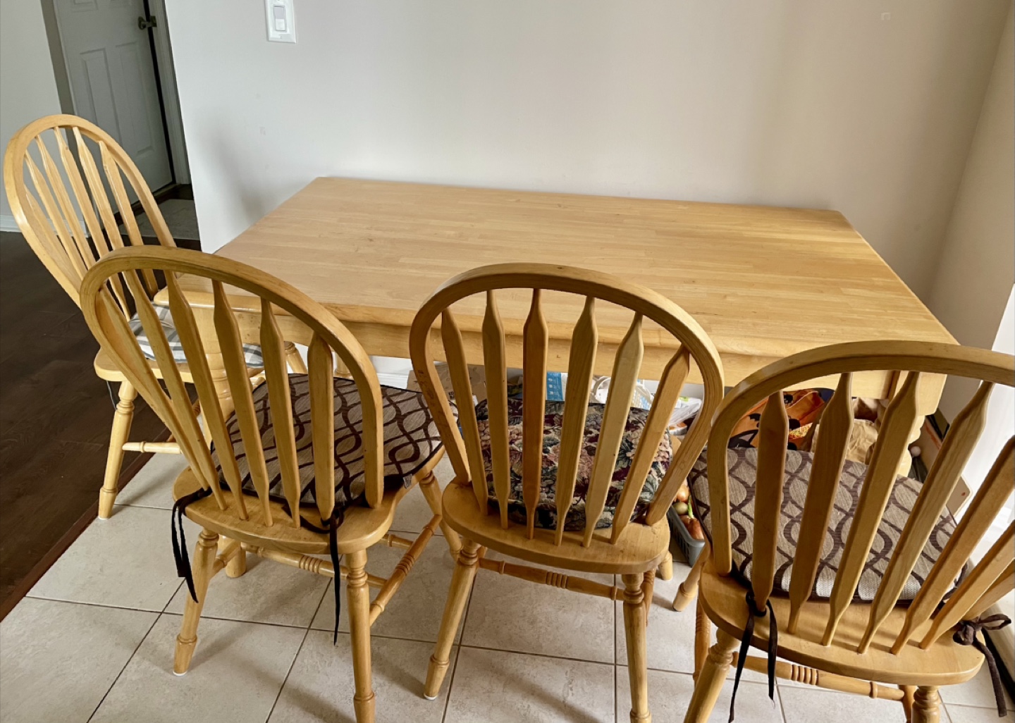 Move out sale-Wooden Dining Table with 4 Chairs