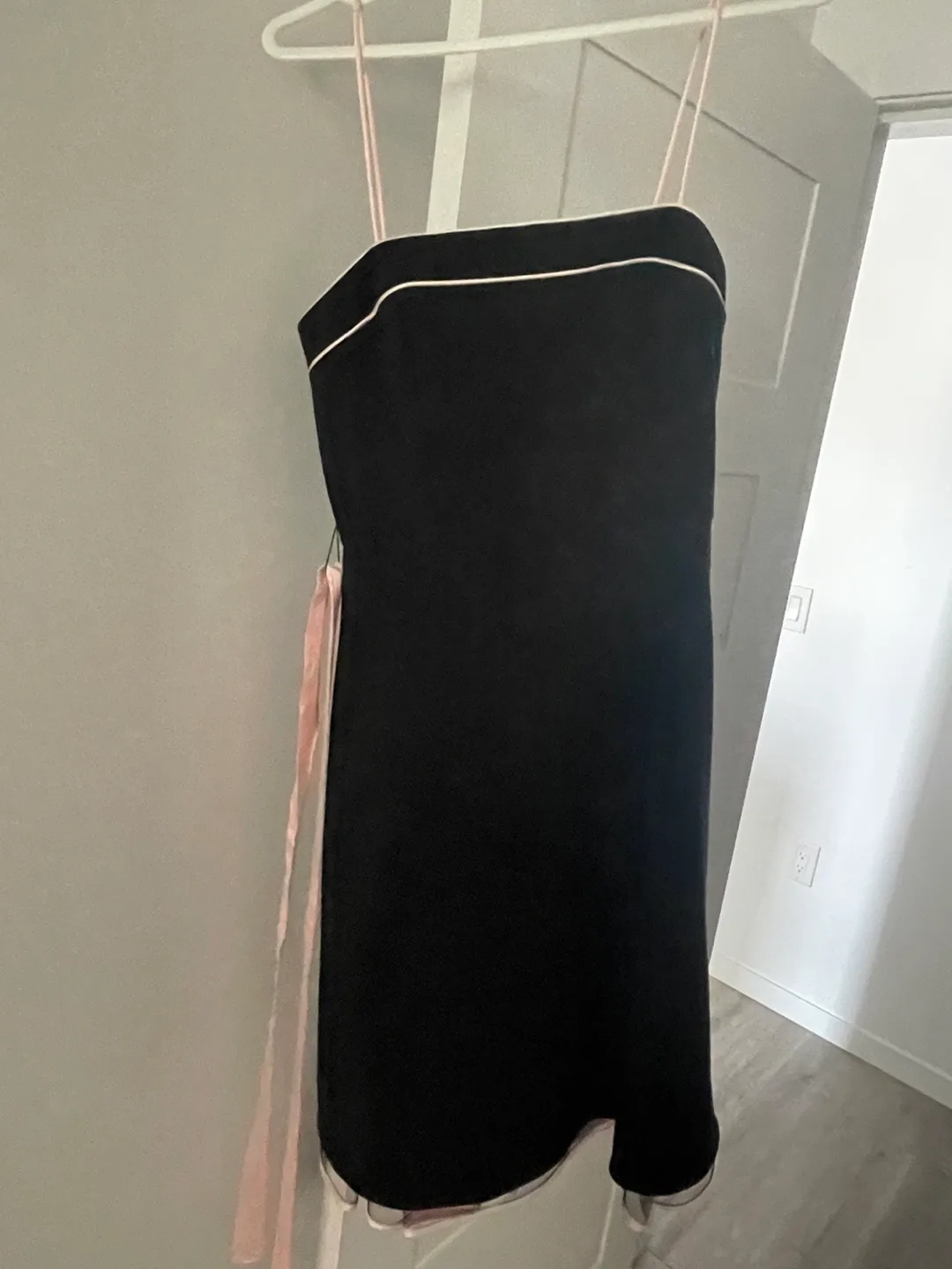 Formal dress thumbnail