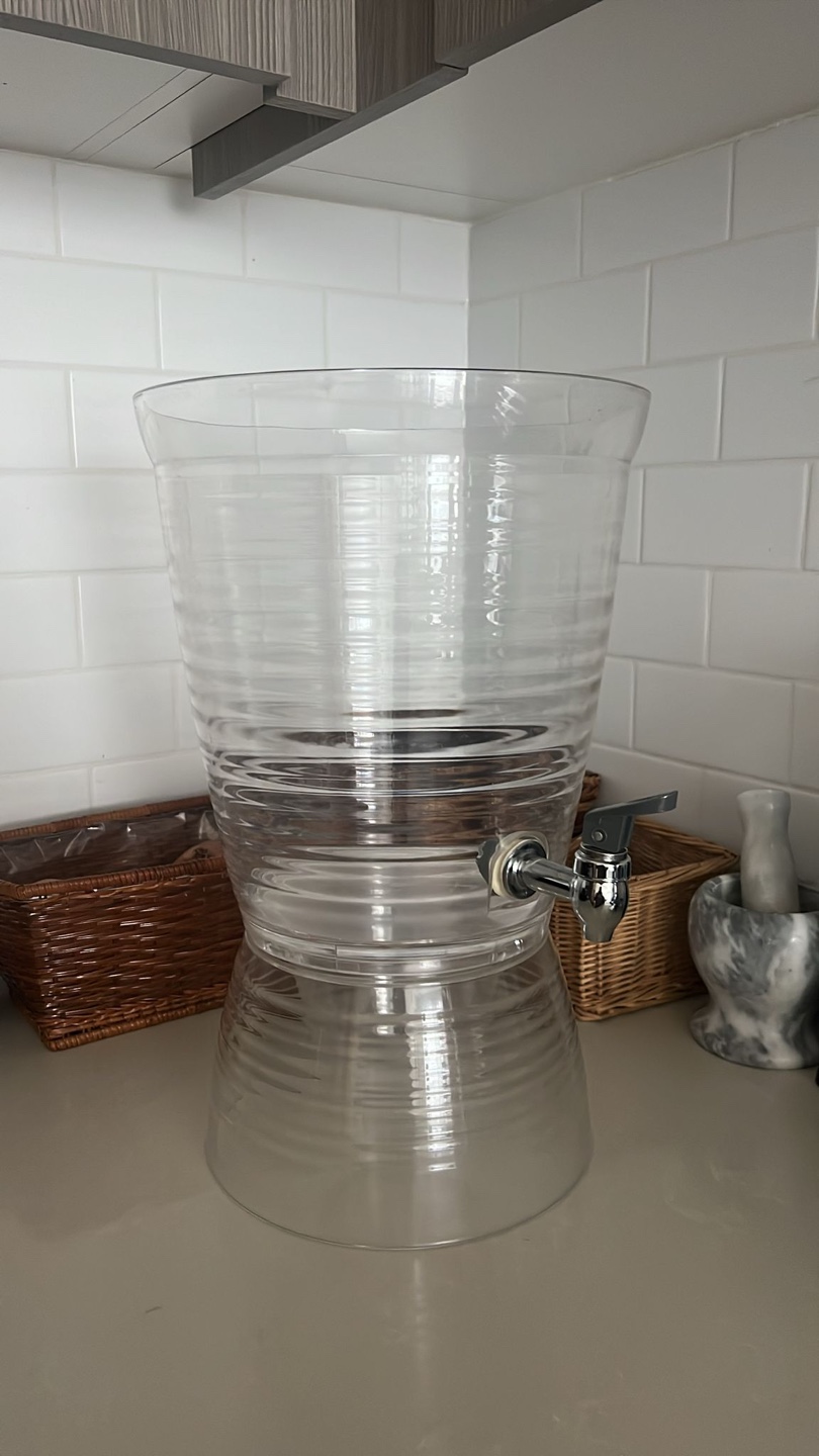Beverage Dispenser with Spigot