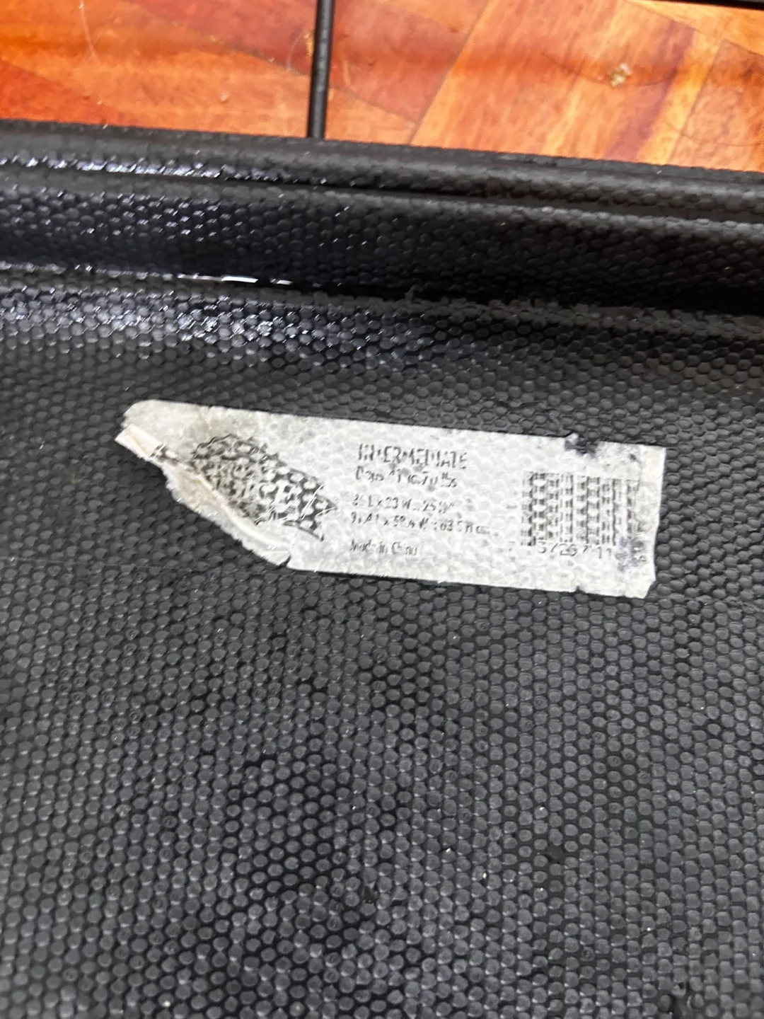 Intermediate Dog Crate image indicator(6)