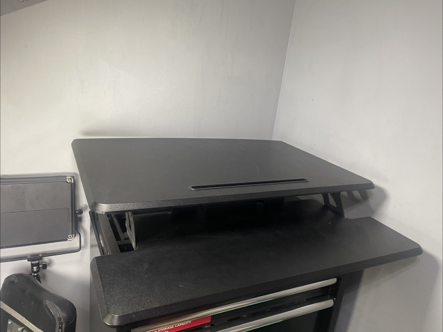 Desk Riser (air lift) - photo 4