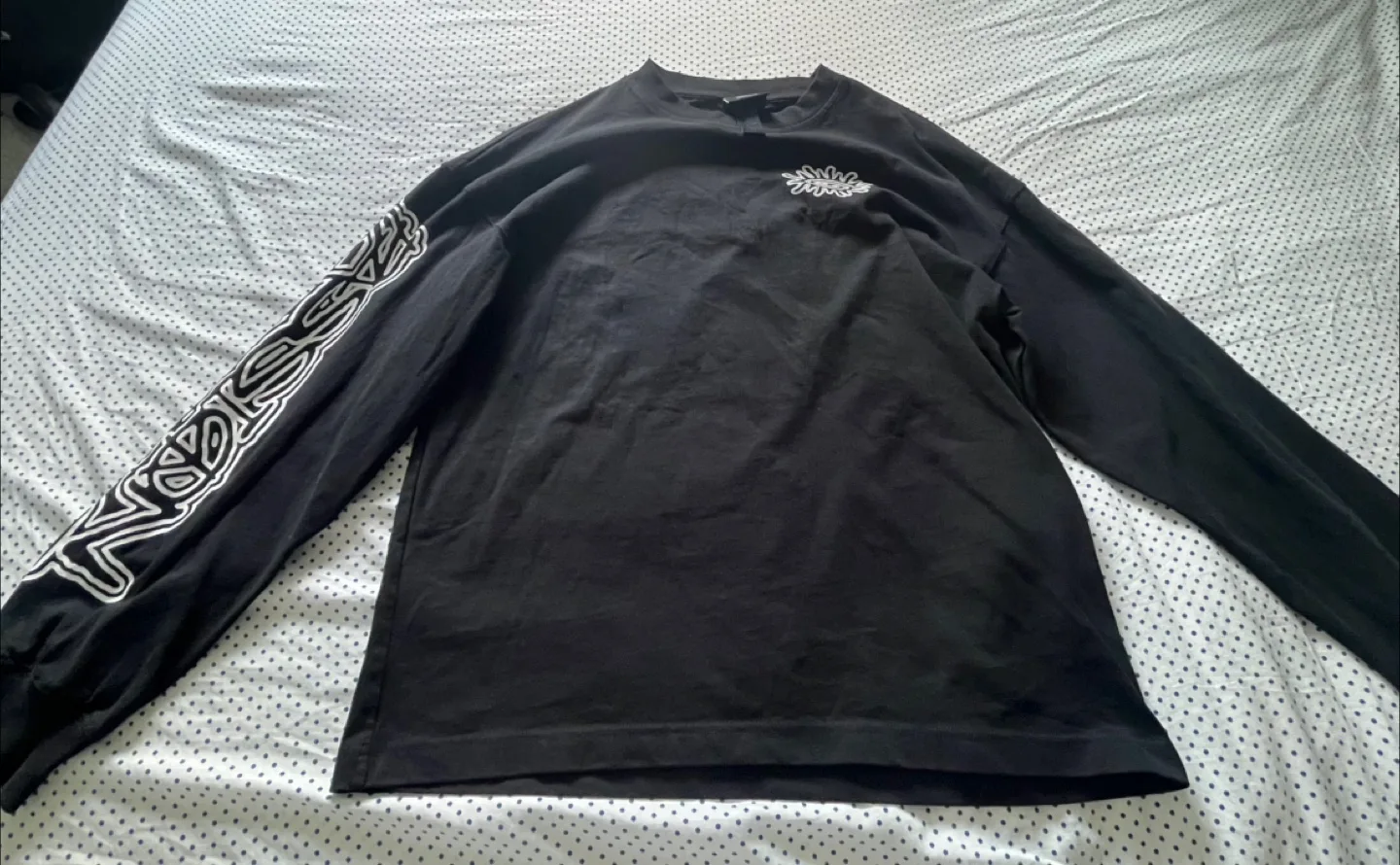Black Long Sleeve Graphic Tee thumbnail