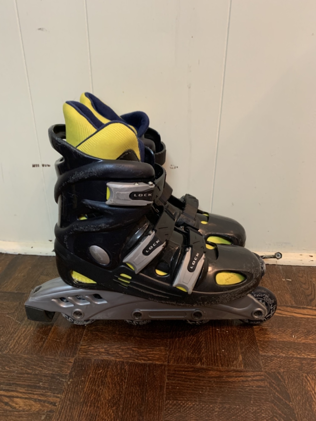 2XS Sports Inline Skates - Youth Size 6-8 - photo 2