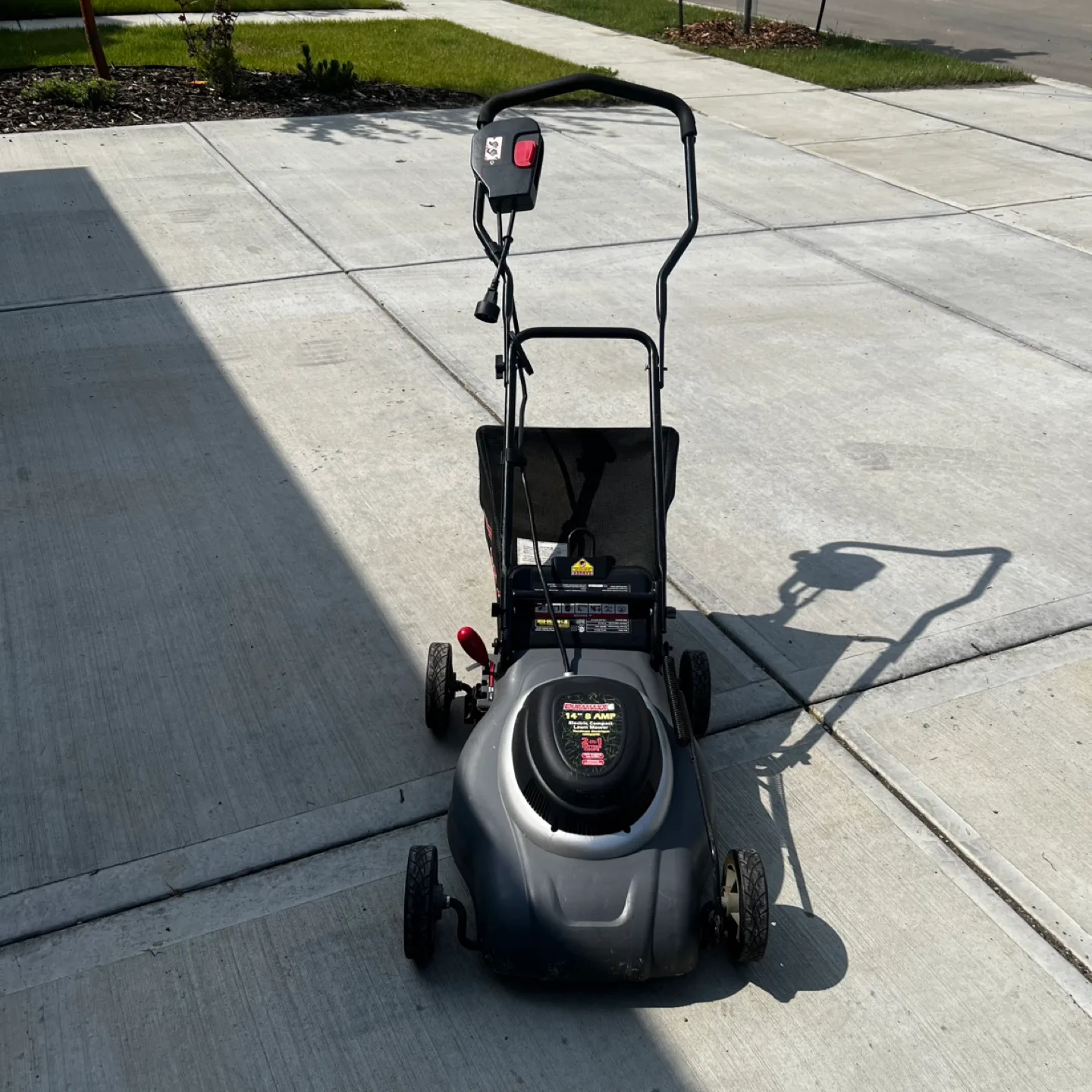 Lawn Mower thumbnail