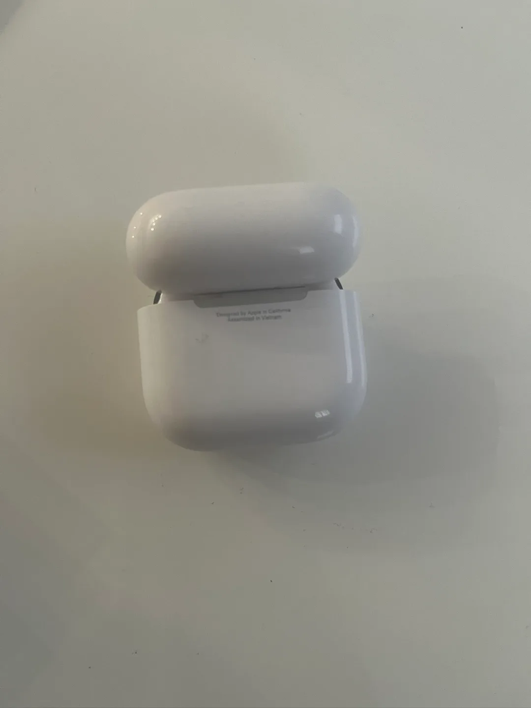 Apple AirPods 4  -  New! image indicator(5)
