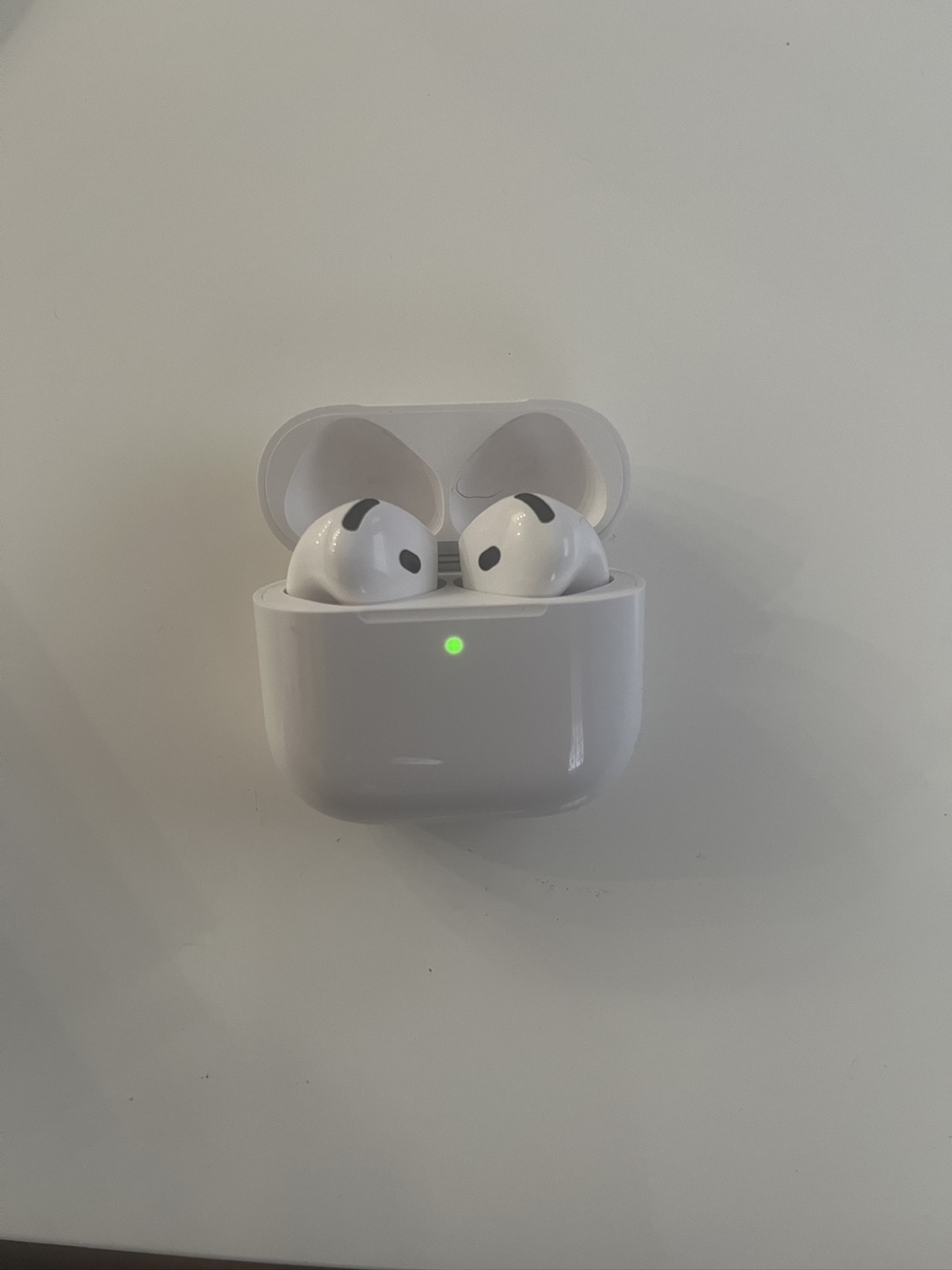 Apple AirPods 4  -  New! - photo 4