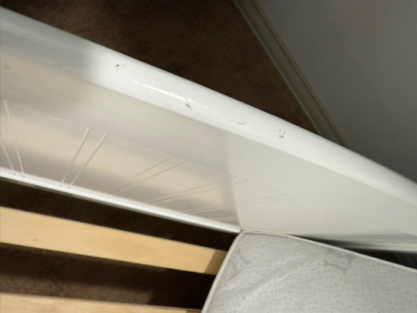 White Baby Crib and Mattress - photo 5
