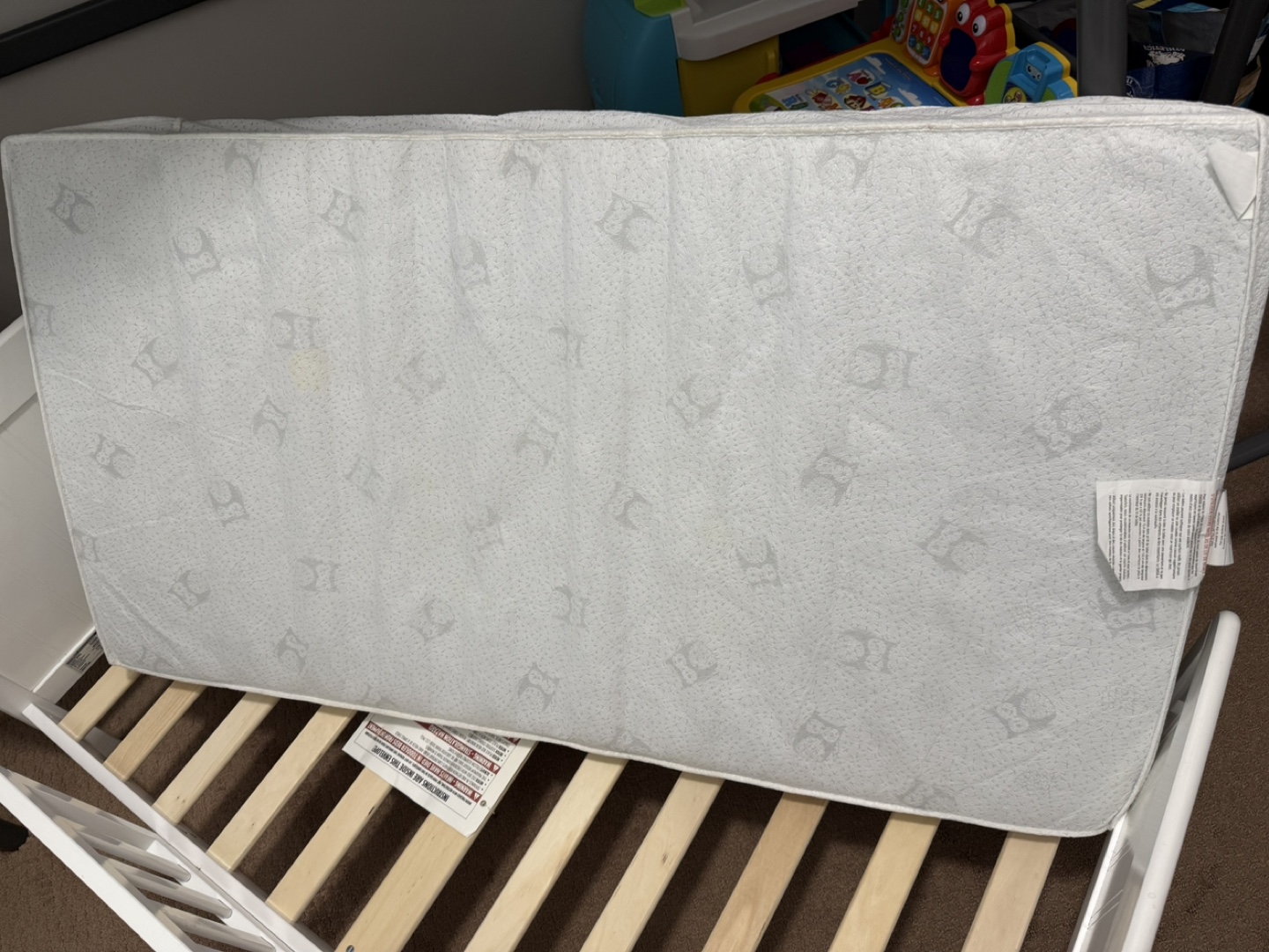 White Baby Crib and Mattress - photo 3