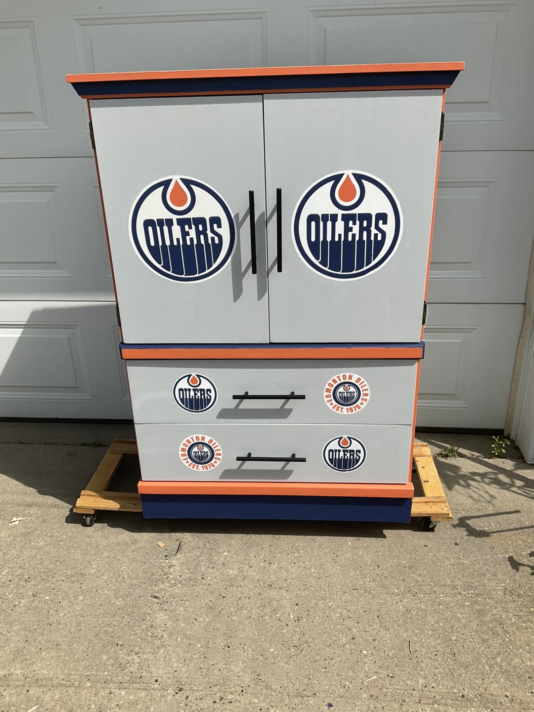 Edmonton Oilers Hockey Wardrobe Cabinet