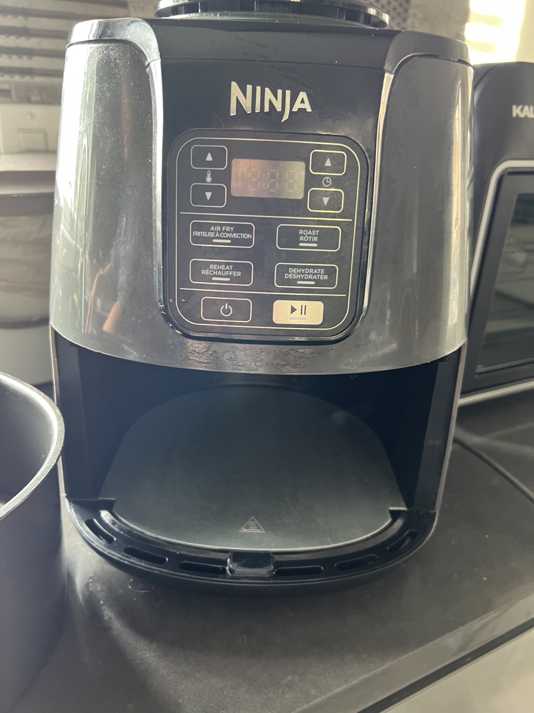 Ninja Air Fryer - photo 2