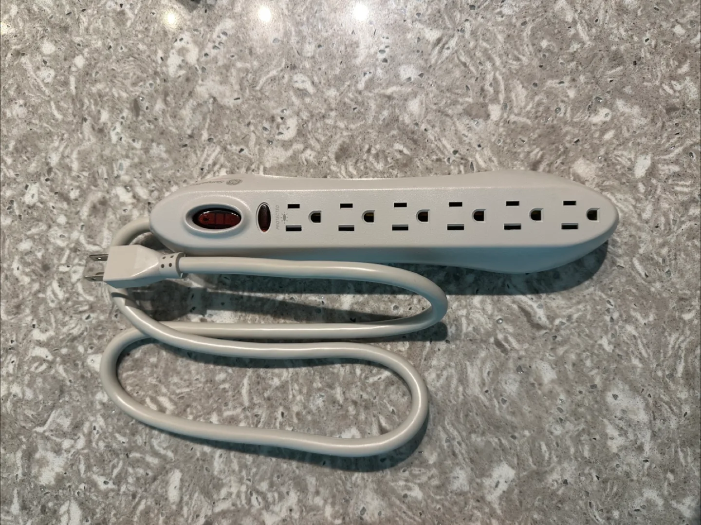 #freecycle power strip thumbnail