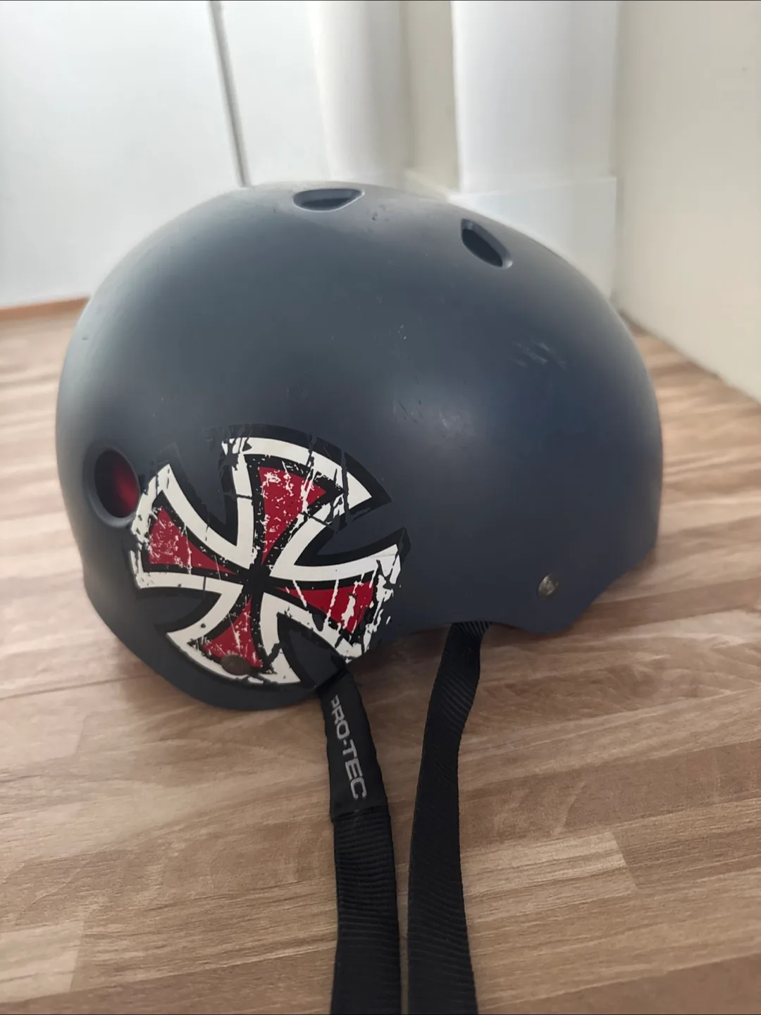 #freecycle Helmet thumbnail