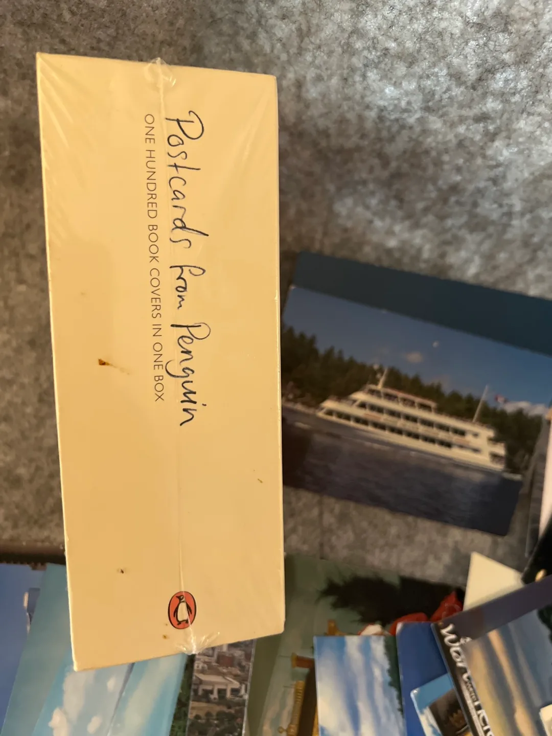 Postcards collection  + Penguin: 100 Book Covers in One Box image indicator(3)