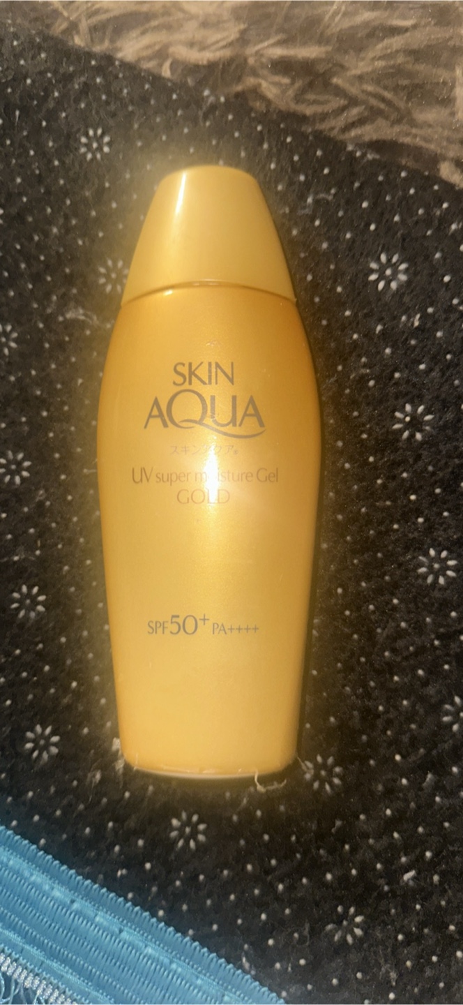 Skin Aqua UV Super Moisture Gel Gold SPF50+ PA++++ - photo 2