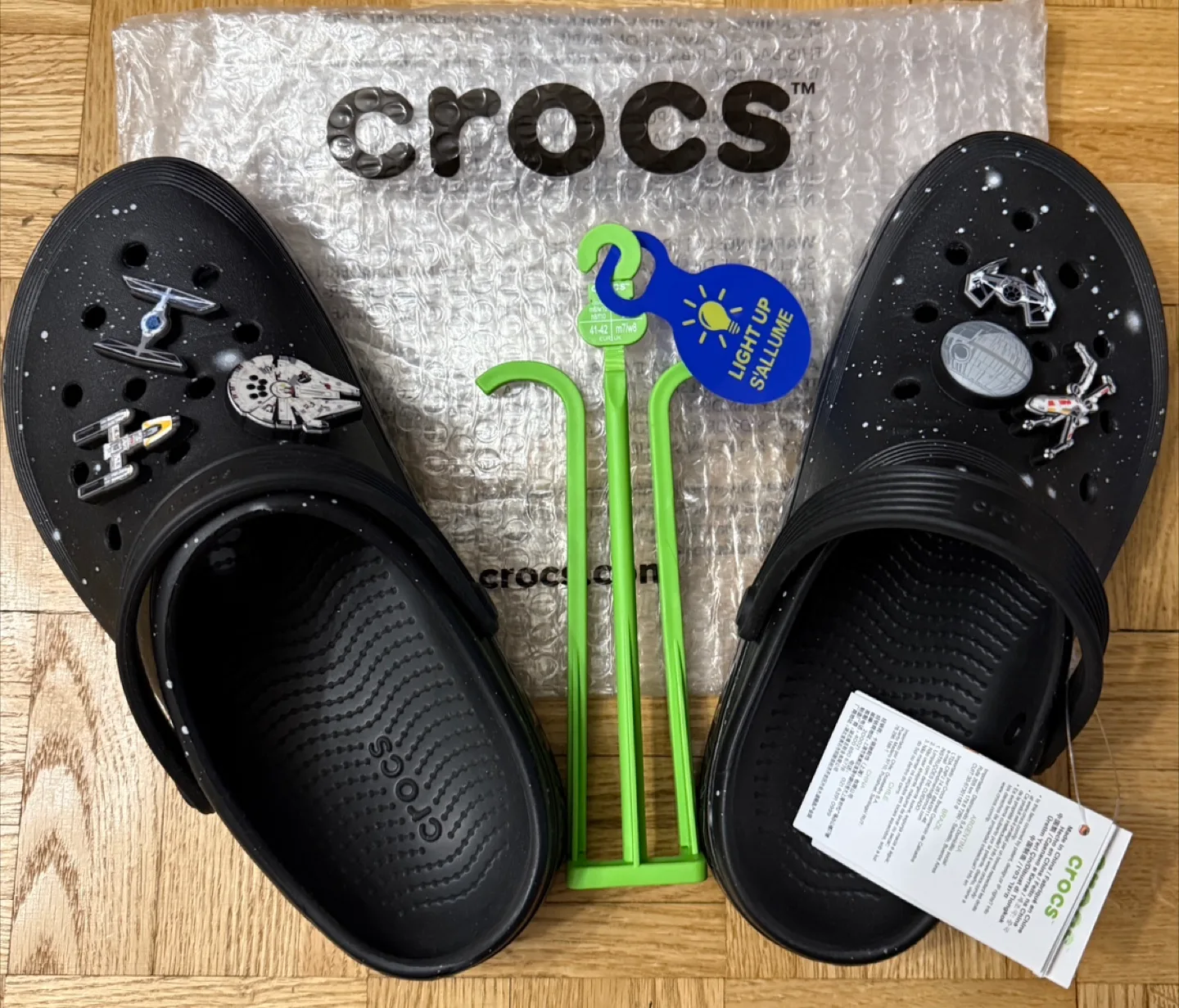 Crocs Star Wars Off Court Clog - Size W10/M8 image indicator(4)