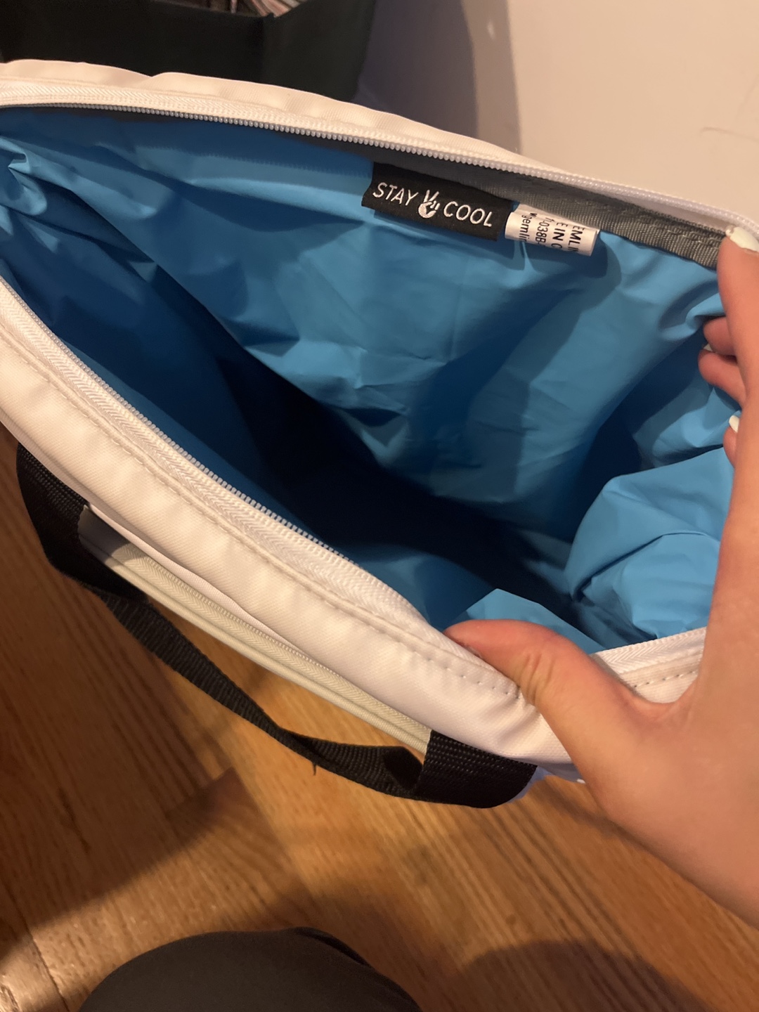 Igloo Spear White/Gray Cooler Bag - photo 2