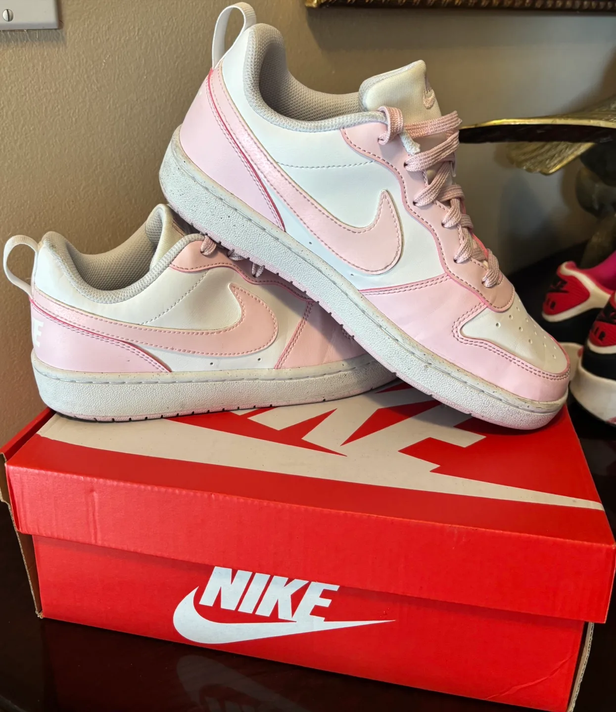 Like Brand new worn once white and baby pink size 7Y image indicator(2)