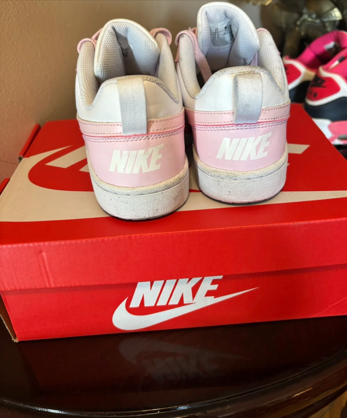 Like Brand new worn once white and baby pink size 7Y image indicator(5)