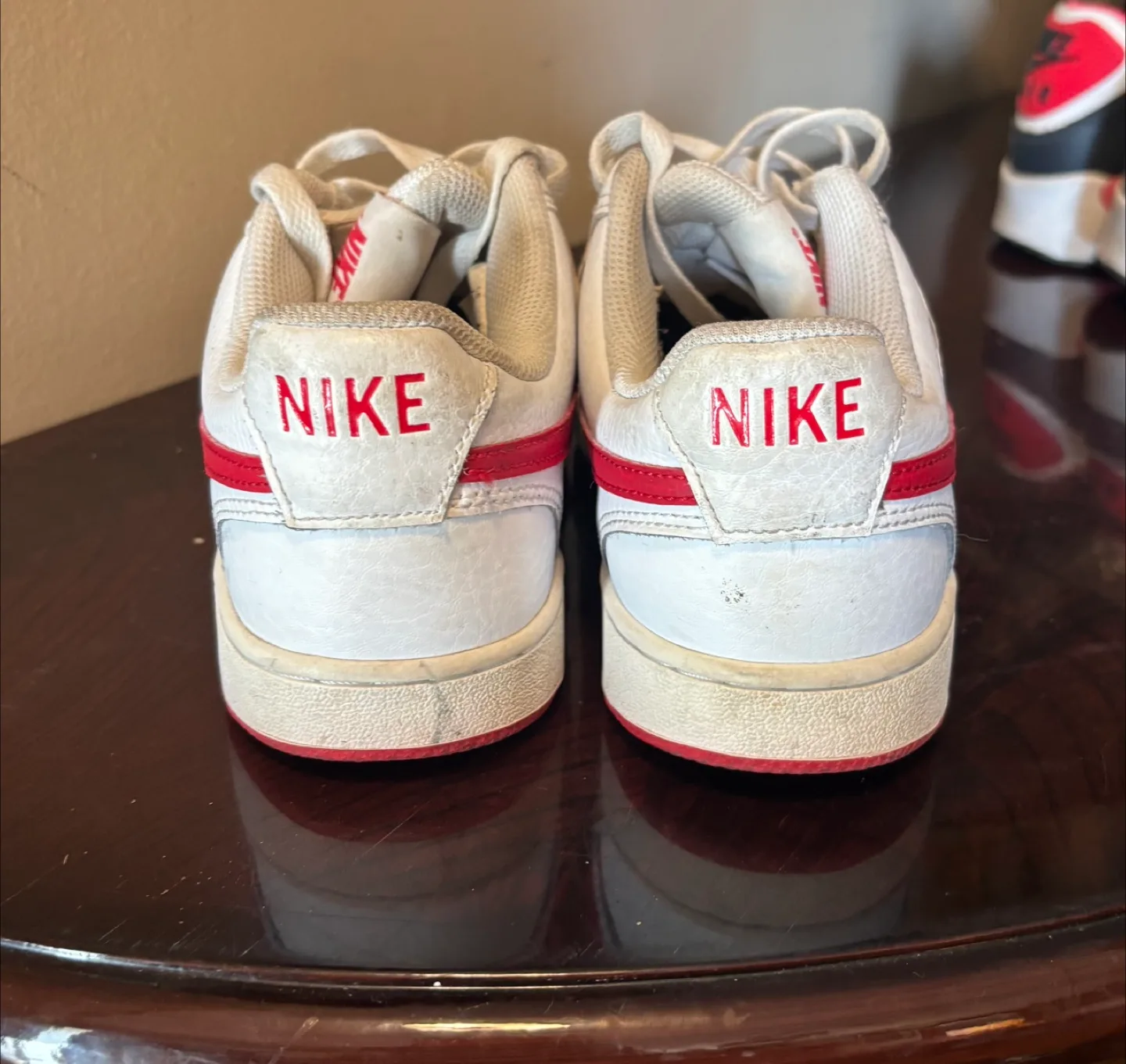Nike size 7.5 white and red image indicator(2)