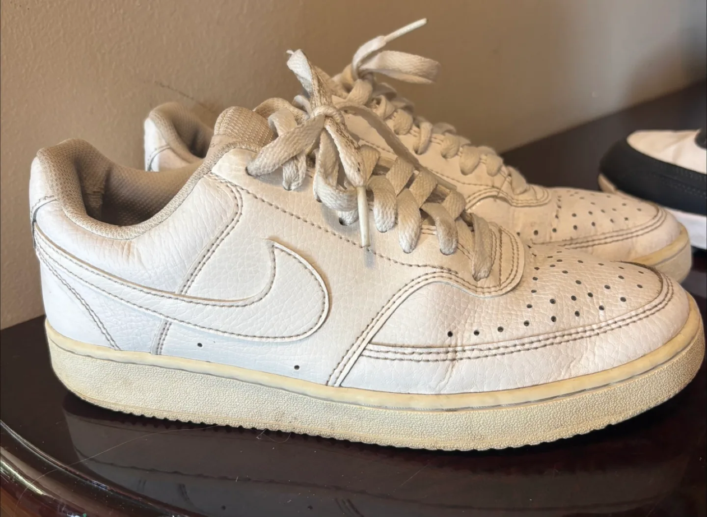 Nike size 7.5 thumbnail