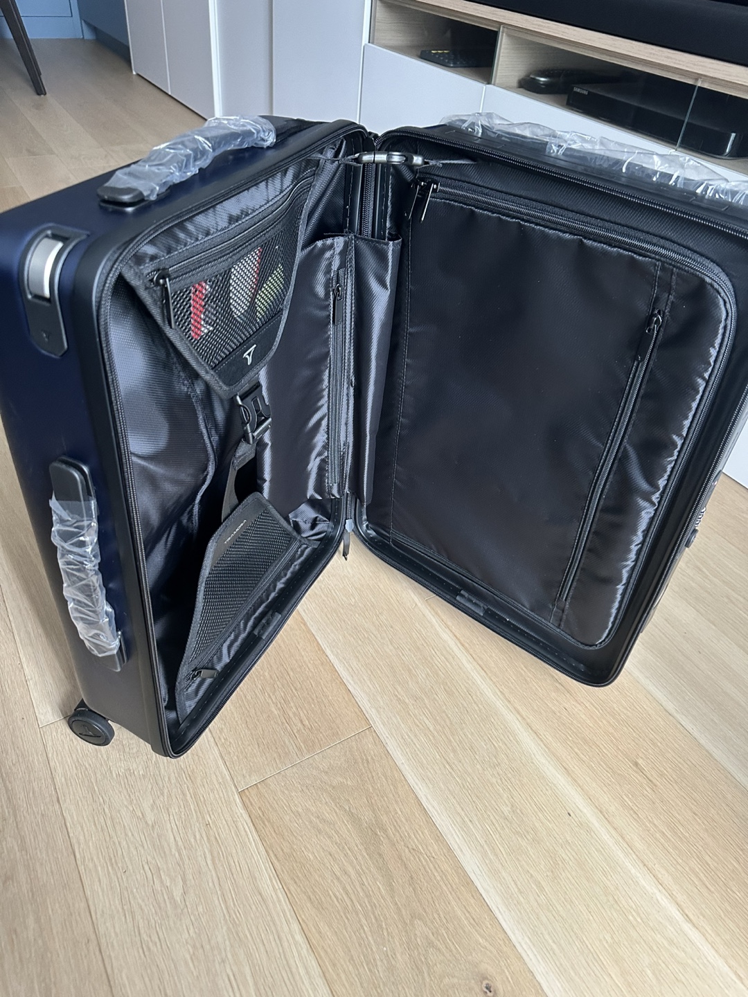 Tramora Pro Carry-On Luggage - Indigo Matte - photo 3