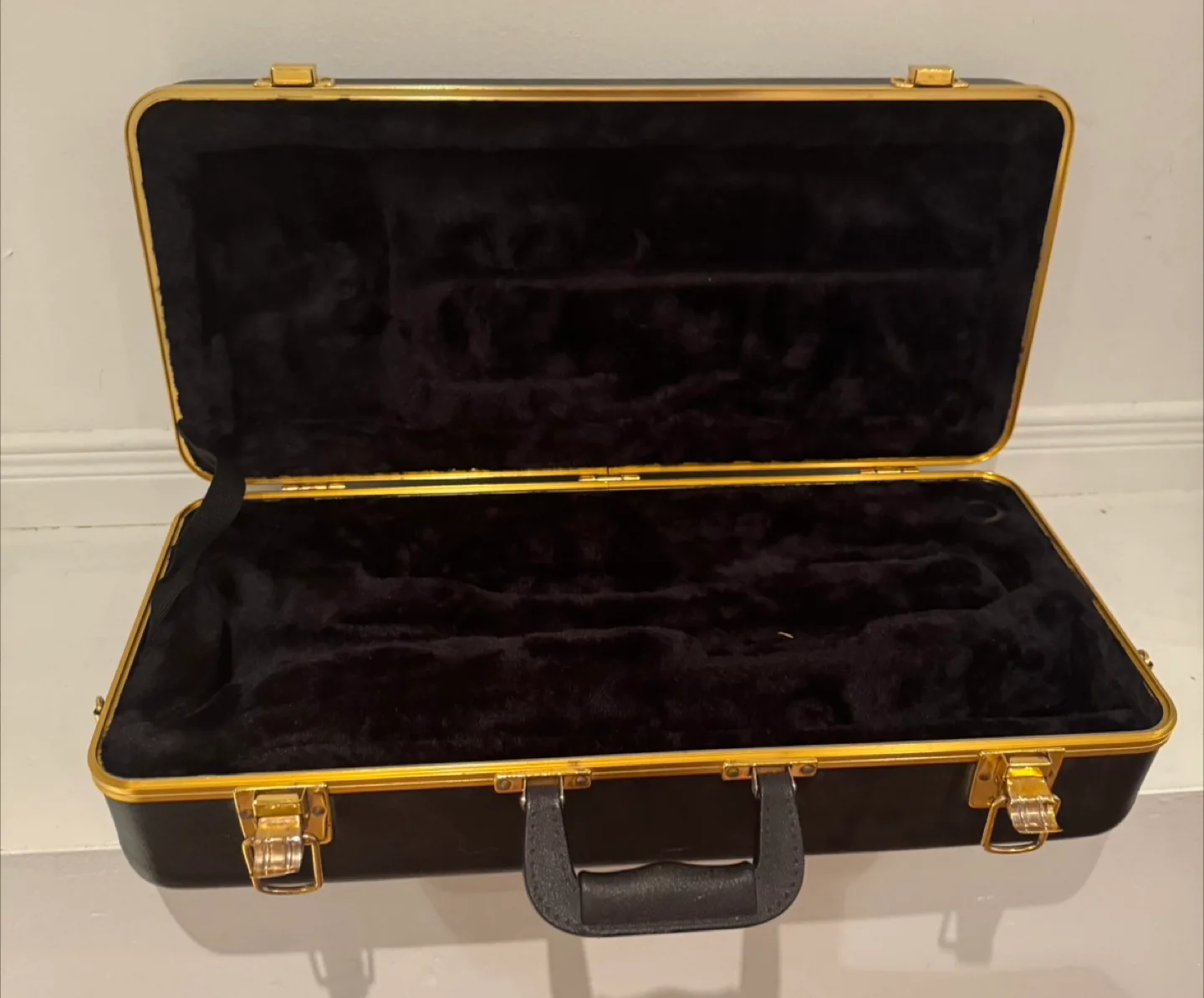 Bach Trumpet Hard Shell Case image indicator(4)