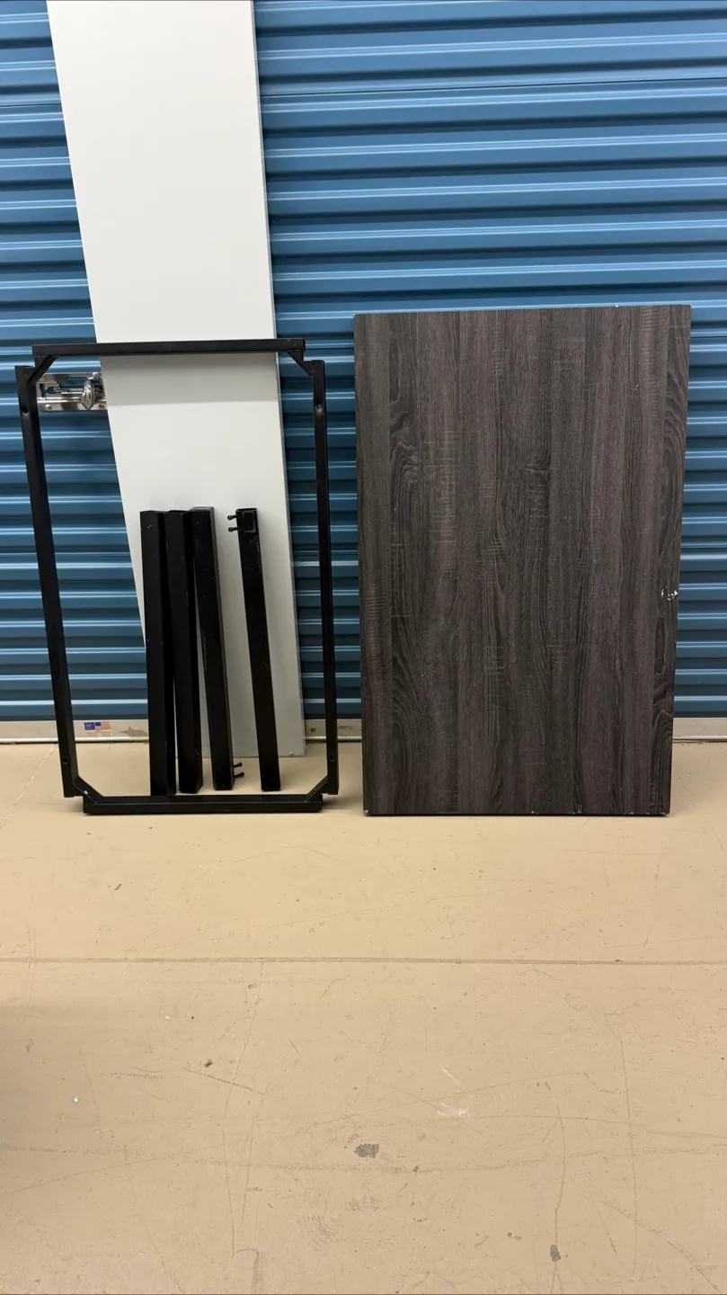 Ikea table desk thumbnail
