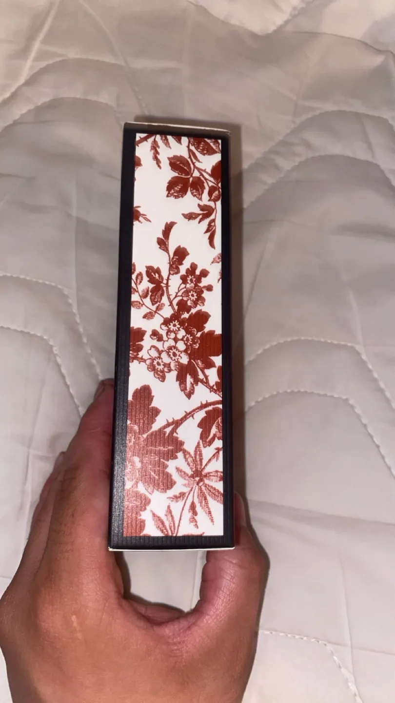 Gucci Bloom Eau de Parfum 3.3 FL OZ (i need this gone) image indicator(4)