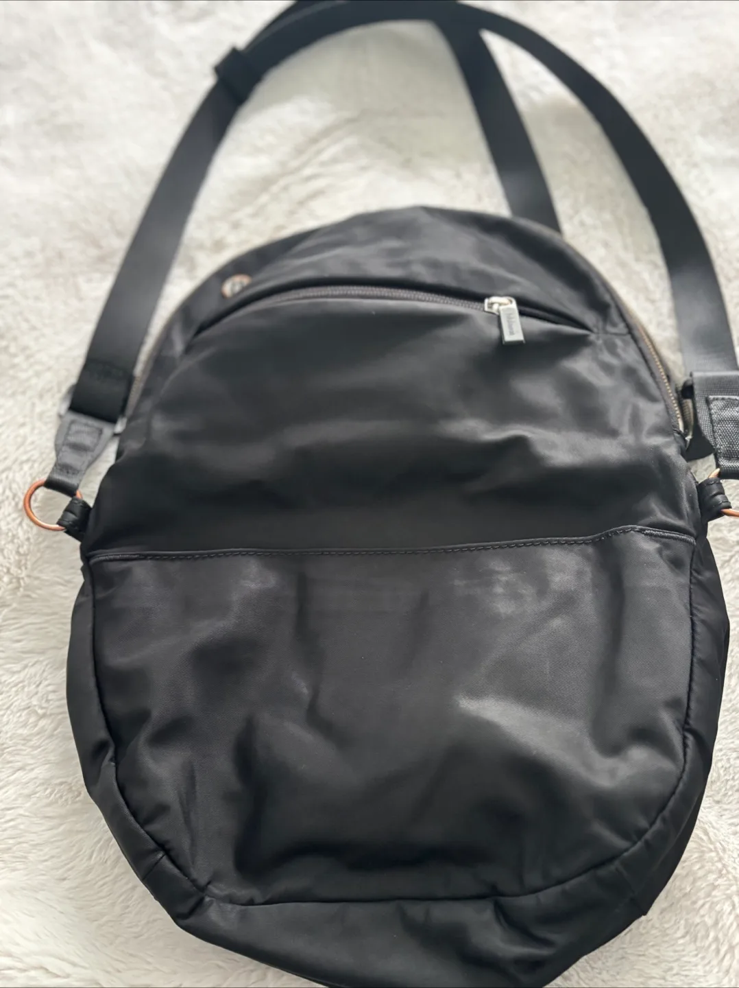 Lululemon Black Crossbody Bag image indicator(5)
