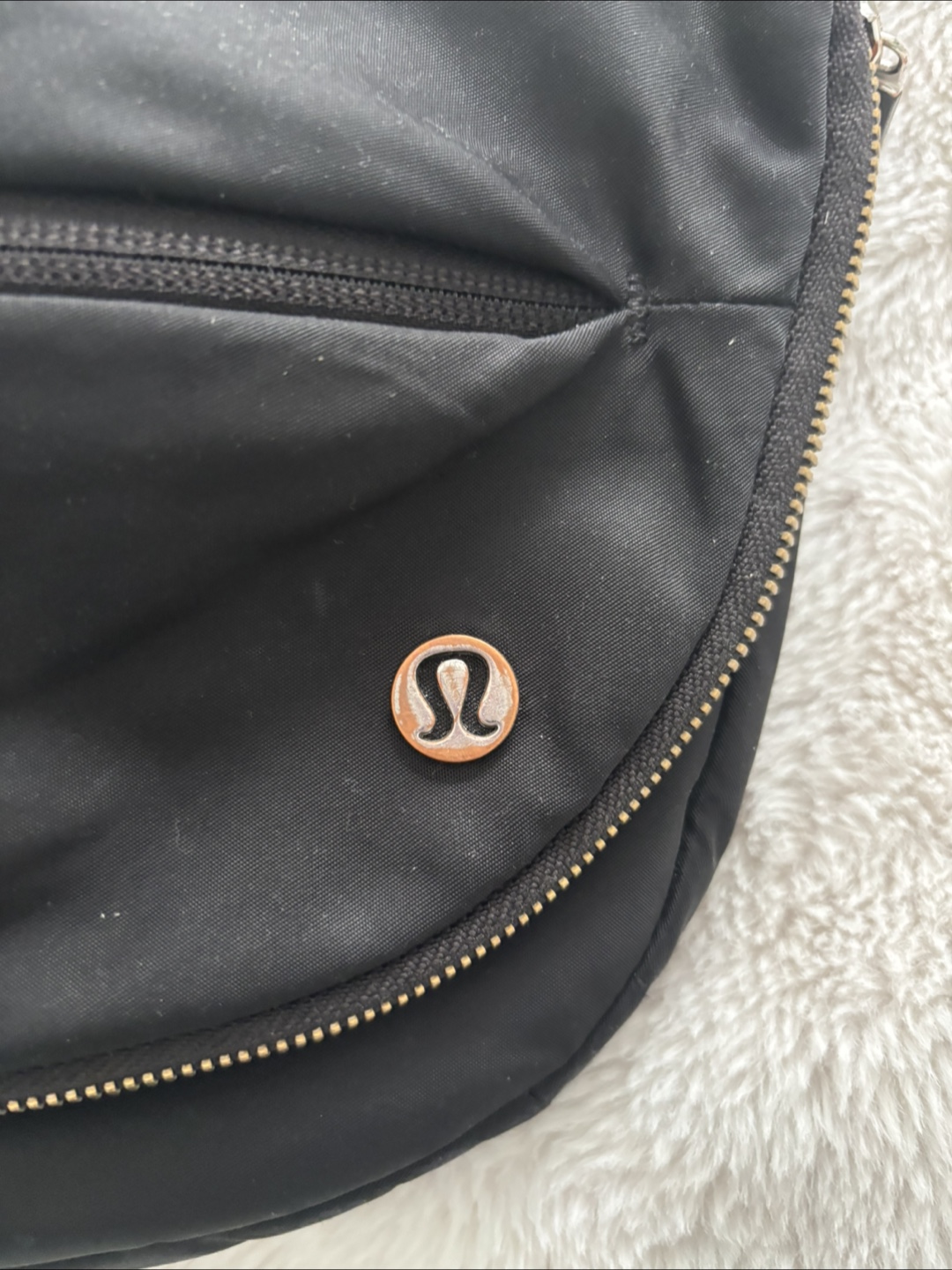 Lululemon Black Crossbody Bag - photo 2