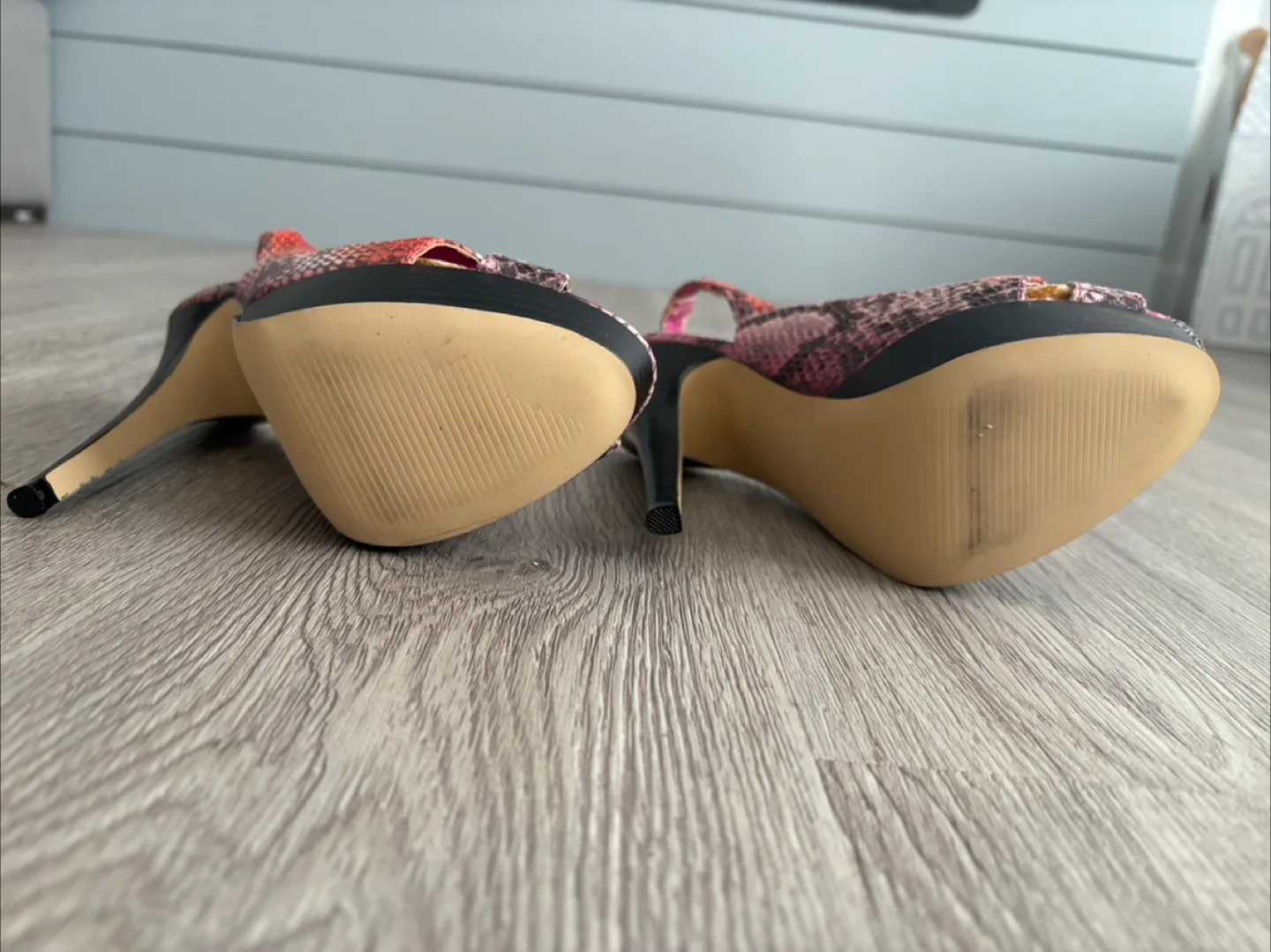 Guess Snakeskin Pattern Slingback Heels image indicator(5)