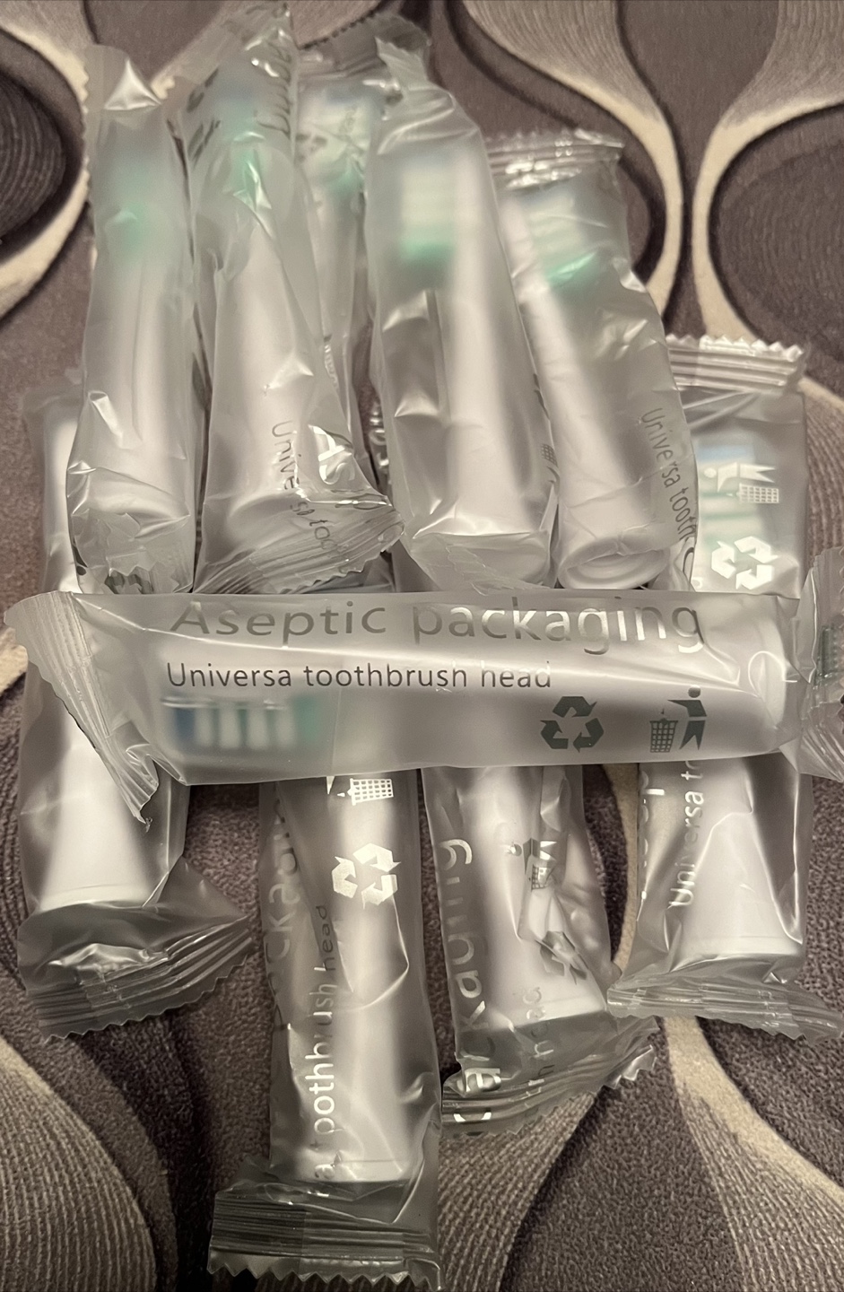 Universa toothbrush head - New