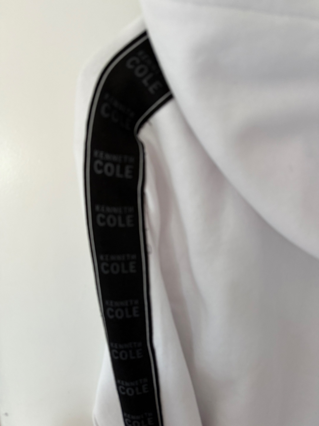 Kenneth Cole White Hoodie - Size XL - photo 3
