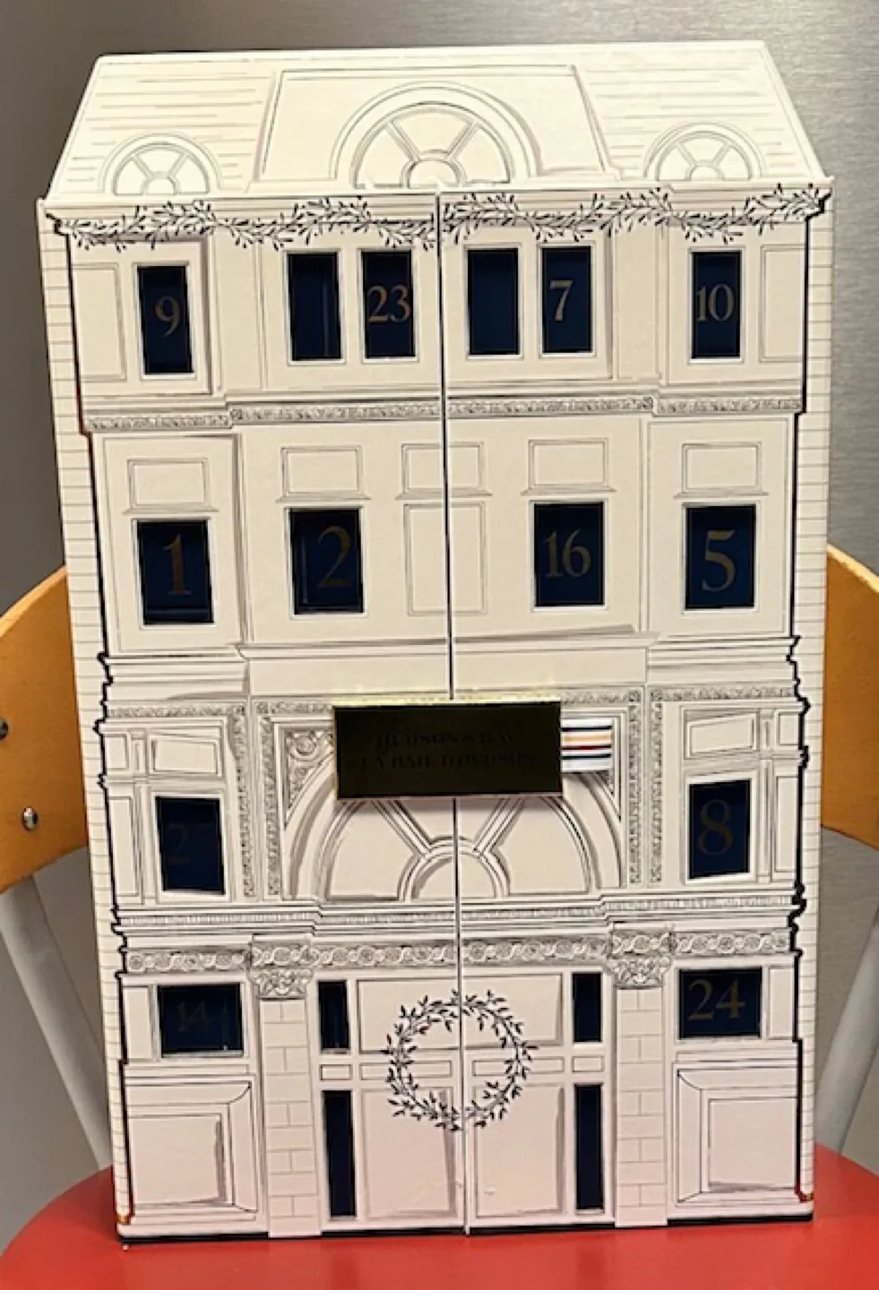 🤩 2024 Hudson's Bay Advent Calendar Refillable thumbnail