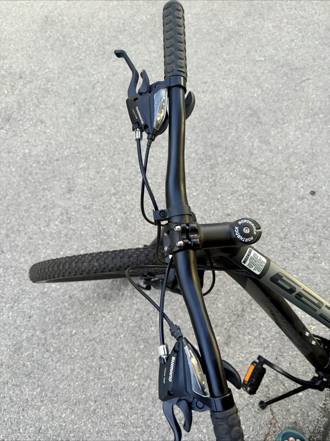 Northrock XC29 Mountain Bike - Maxxis Tires - photo 3