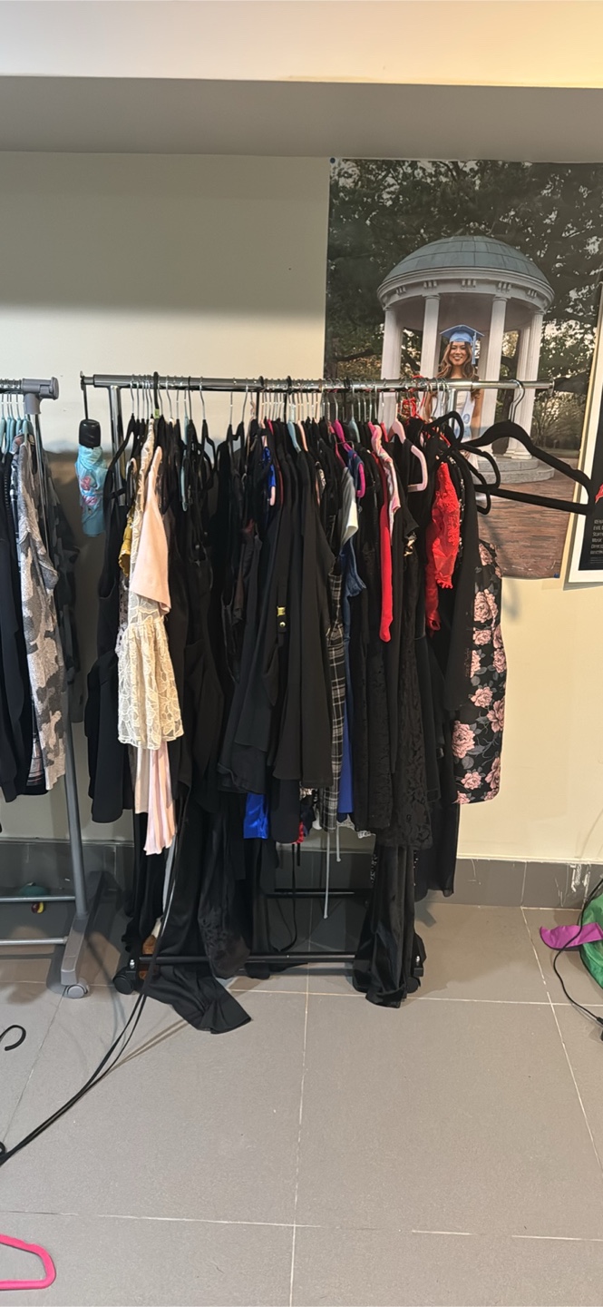 Clothing racks - photo 2