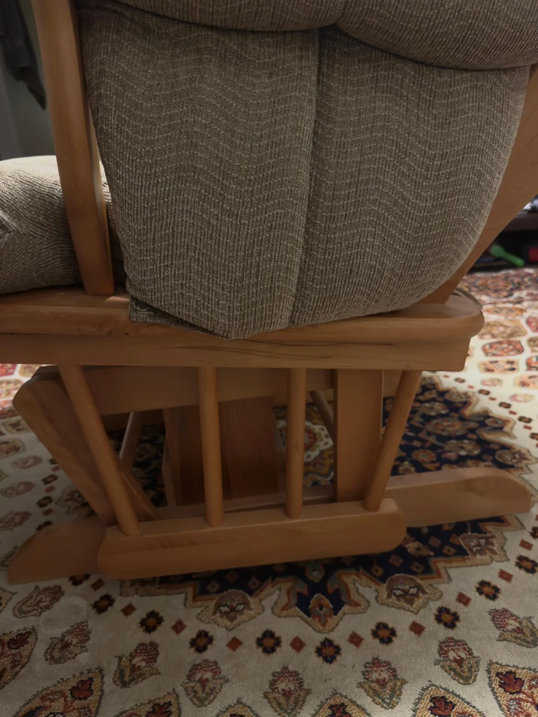 Glider Rocking Chair with Ottoman image indicator(3)